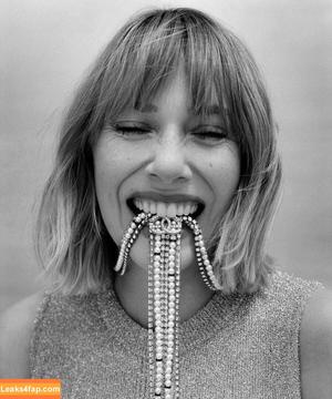 Elizabeth Olsen photo #1600