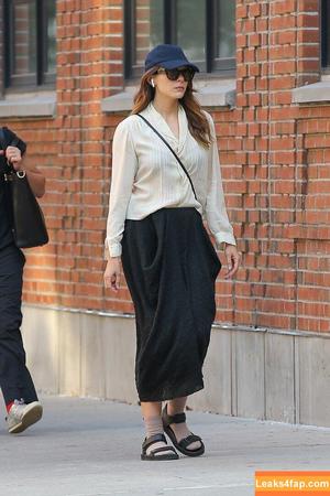 Elizabeth Olsen photo #1728