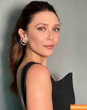 Elizabeth Olsen photo #1897