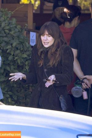 Elizabeth Olsen photo #1945