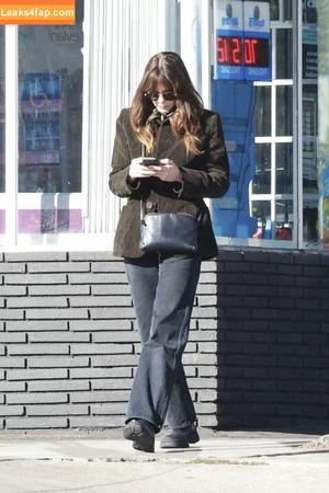 Elizabeth Olsen photo #1946