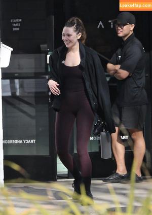 Elizabeth Olsen photo #1988