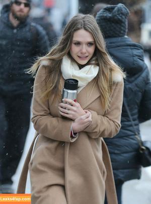 Elizabeth Olsen photo #1990