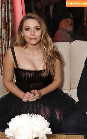 Elizabeth Olsen photo #2056