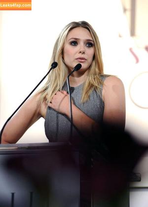 Elizabeth Olsen photo #2158