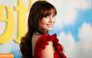 Elizabeth Olsen photo #2318