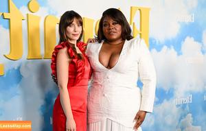 Elizabeth Olsen photo #2323