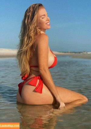 Elizabeth Ostrander photo #0359