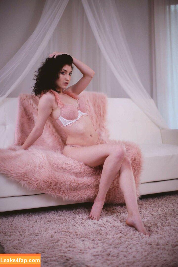 Elizabeth Reed / KawaiiiKitten / KawaiiiKitty / elizabethreed / hi_its_elizabeth_reed leaked photo photo #0076