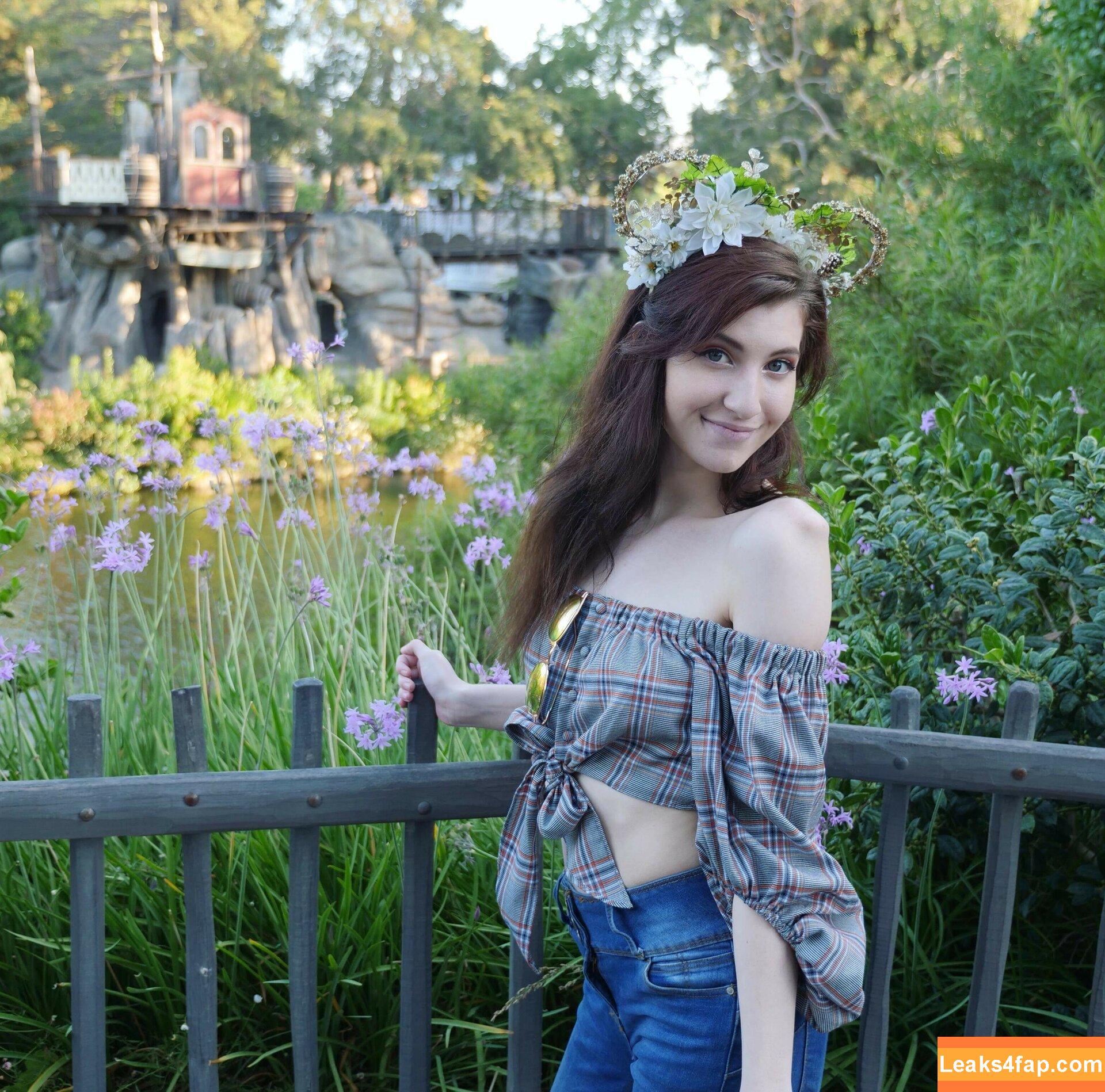 Elizabeth Reed / KawaiiiKitten / KawaiiiKitty / elizabethreed / hi_its_elizabeth_reed leaked photo photo #0250