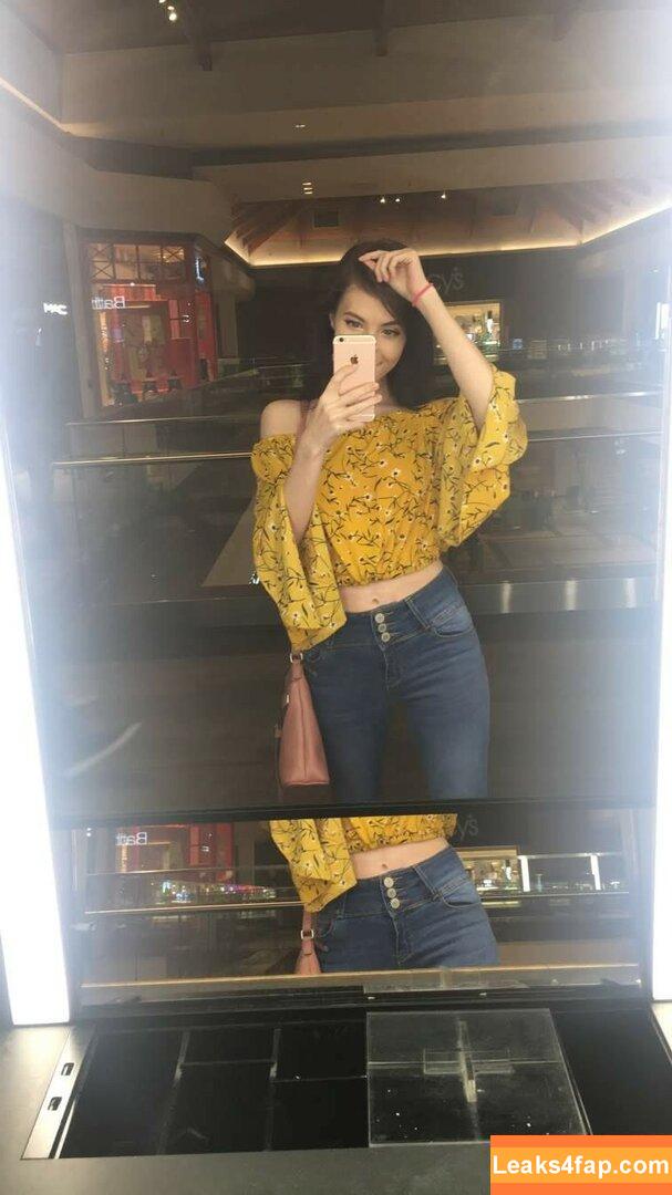 Elizabeth Reed / KawaiiiKitten / KawaiiiKitty / elizabethreed / hi_its_elizabeth_reed leaked photo photo #0413