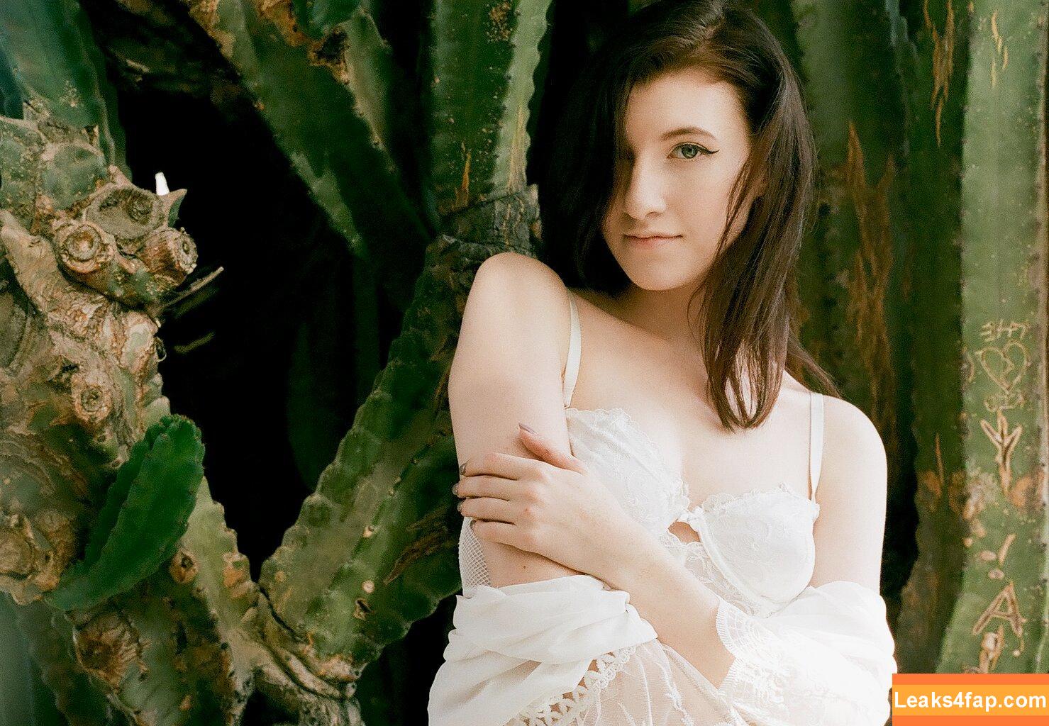 Elizabeth Reed / KawaiiiKitten / KawaiiiKitty / elizabethreed / hi_its_elizabeth_reed leaked photo photo #0530