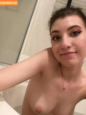 Elizabeth Reed photo #0036