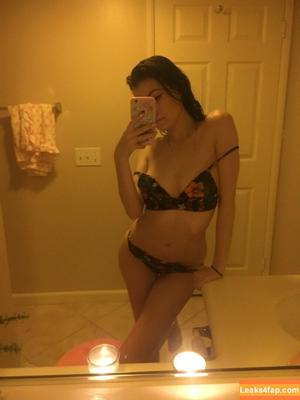 Elizabeth Reed photo #0047