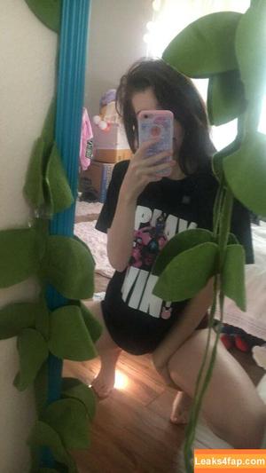 Elizabeth Reed photo #0160