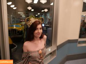 Elizabeth Reed photo #0272