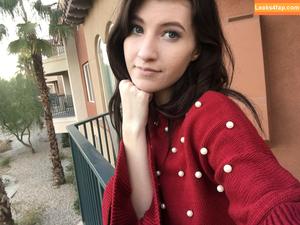 Elizabeth Reed photo #0299