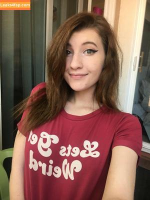 Elizabeth Reed photo #0340