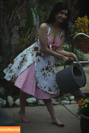Elizabeth Reed photo #0633
