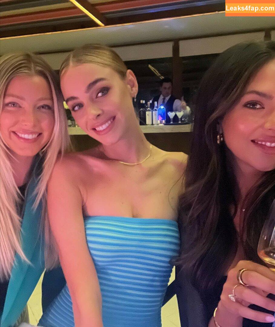 Elizabeth Turner / elizTurner92 / elizabethcturner leaked photo photo #0170