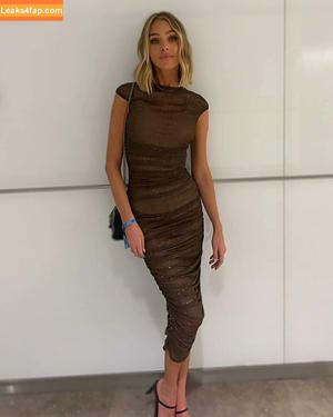 Elizabeth Turner photo #0032