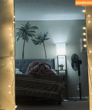 elizitalian photo #0032