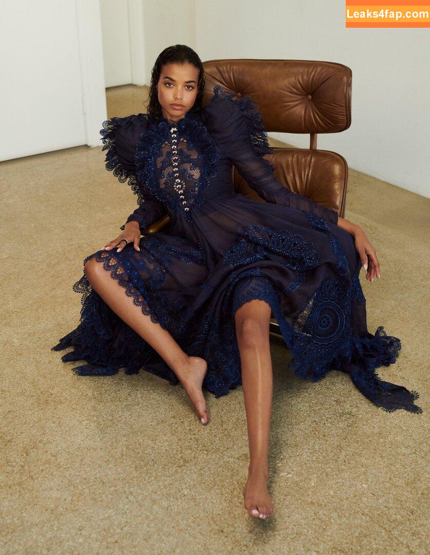 Ella Balinska / ellabalinska слитое фото фото #0393