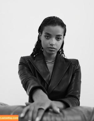 Ella Balinska фото #0392