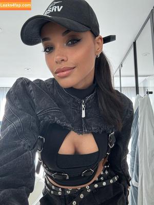 Ella Balinska photo #0407