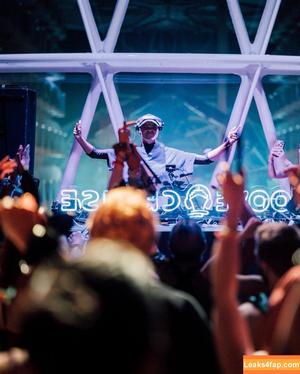 Ella Balinska photo #0411