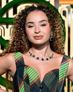 Ella Eyre photo #0190