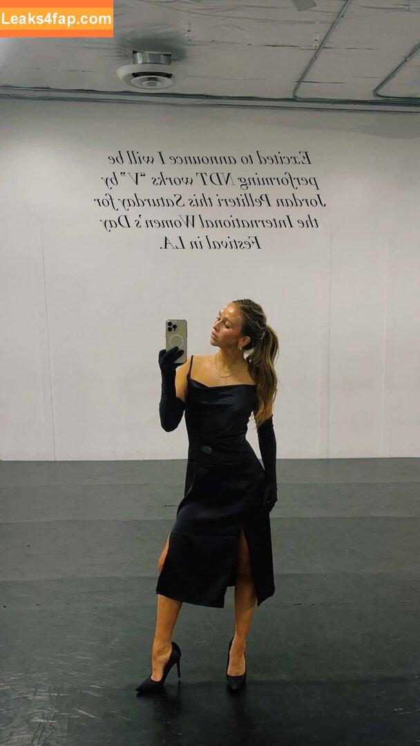 Ella Horan / ellhoran / https: / official_ella leaked photo photo #0145