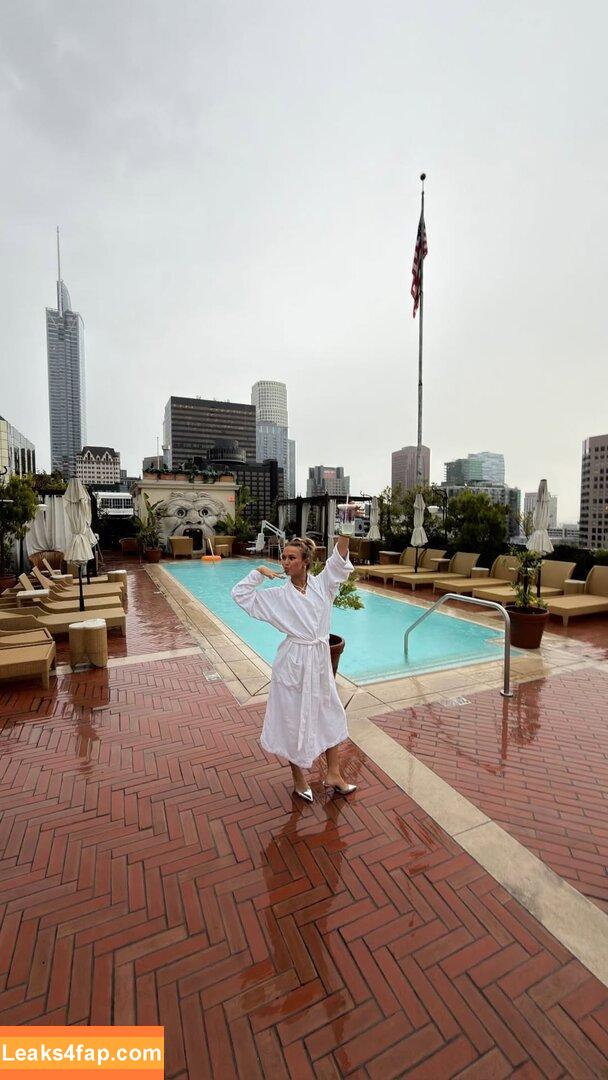 Ella Horan / ellhoran / https: / official_ella leaked photo photo #0147