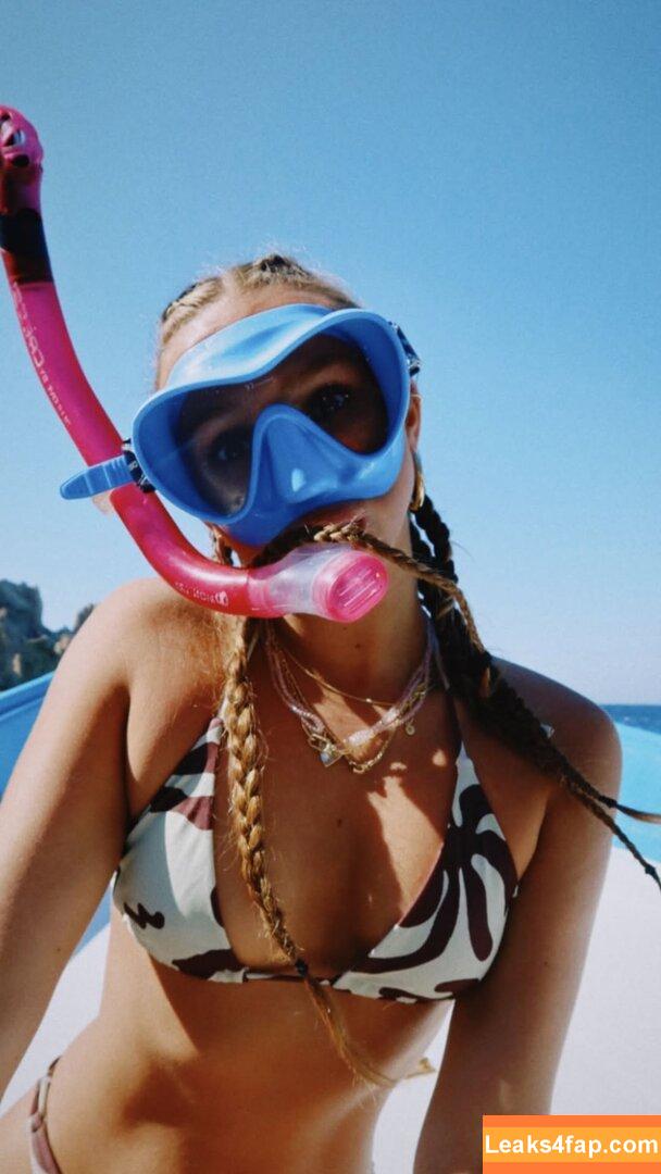 Ella Horan / ellhoran / https: / official_ella leaked photo photo #0159