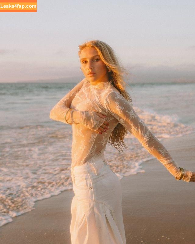 Ella Horan / ellhoran / https: / official_ella leaked photo photo #0167