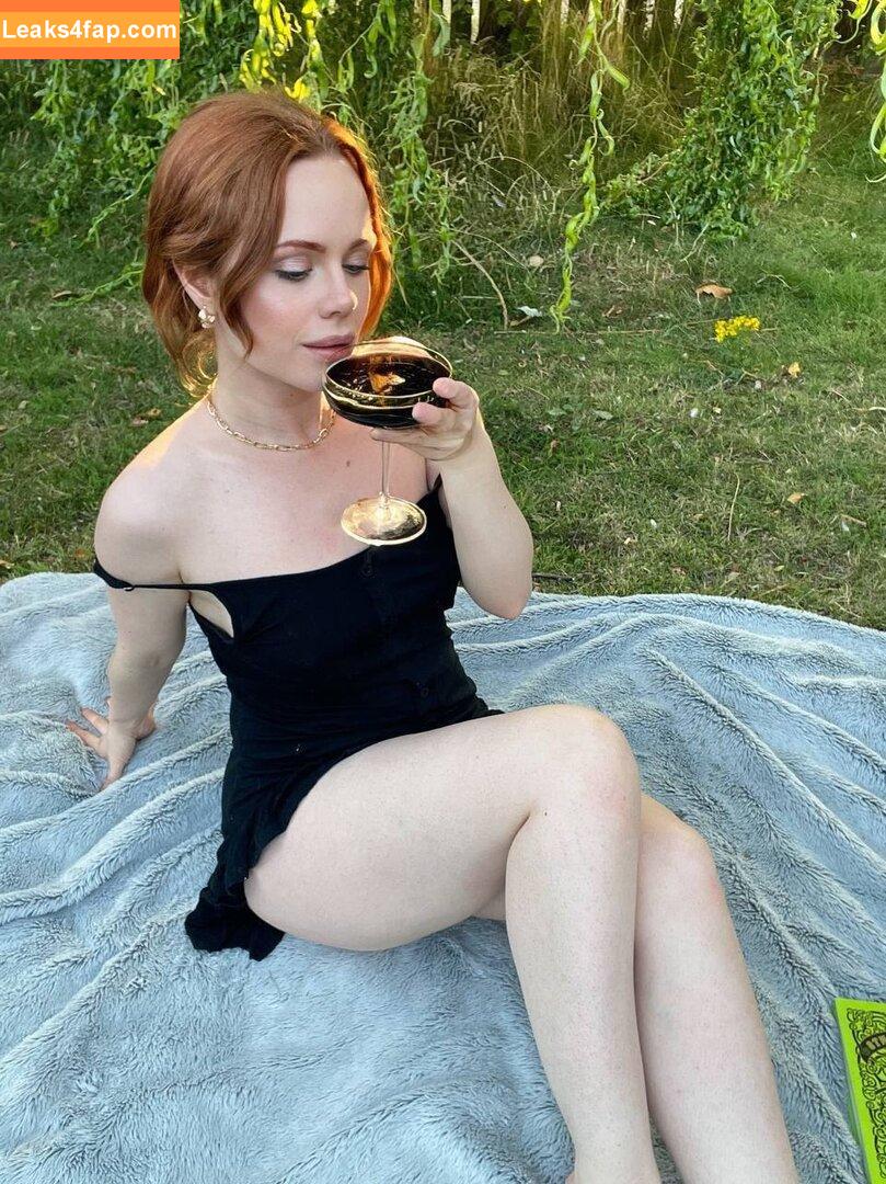 Ella Hughes / EllaHughesXXX / ella_hughes / hughesthatgurl leaked photo photo #0535