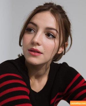 Ella Hunt photo #0231