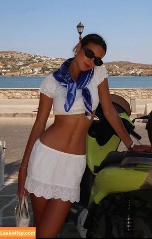 Ella Mendelsohn photo #0749