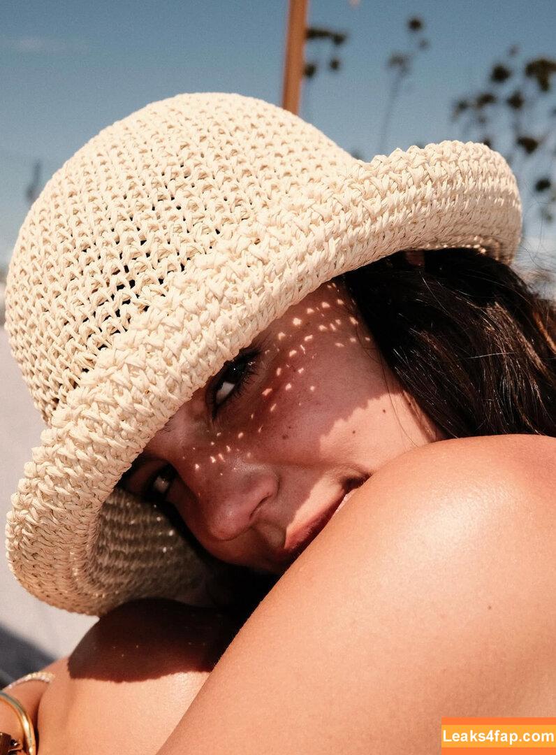 Ella Mendelsohn / ellamendelsohn leaked photo photo #1042