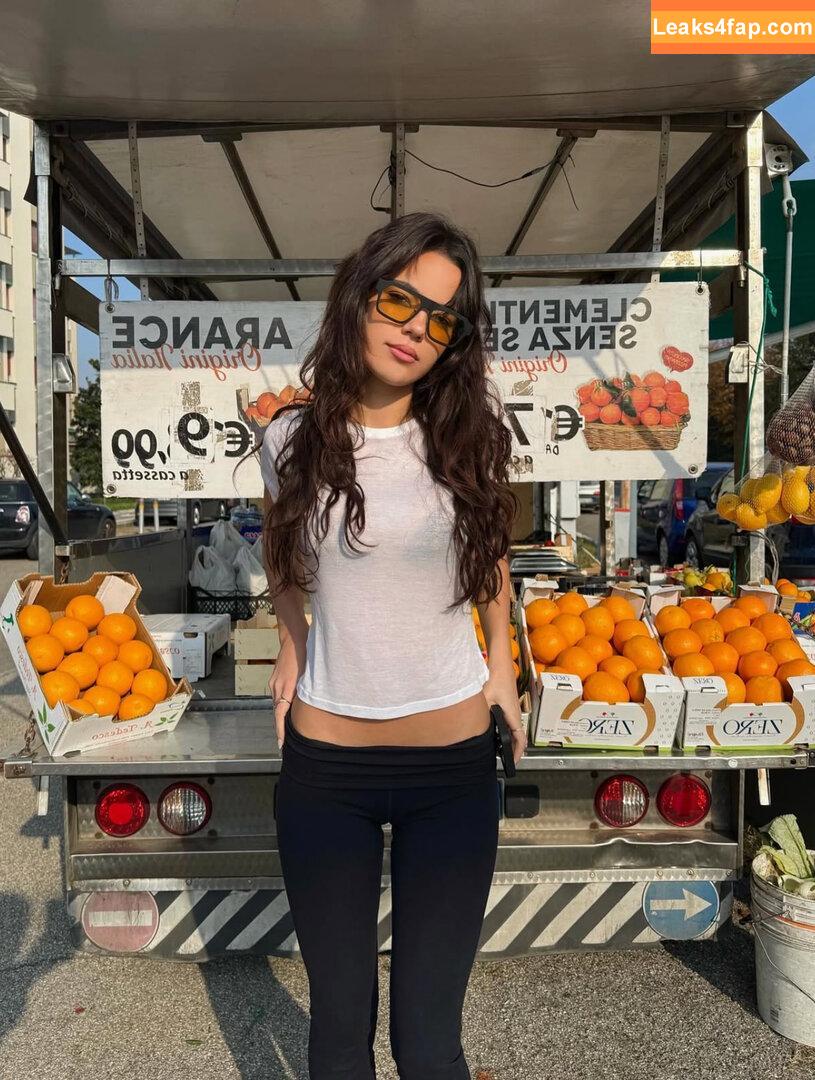 Ella Mendelsohn / ellamendelsohn leaked photo photo #1225