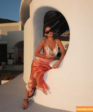 Ella Mendelsohn photo #1016