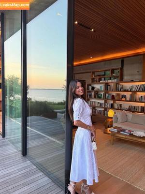 Ella Mendelsohn photo #1085