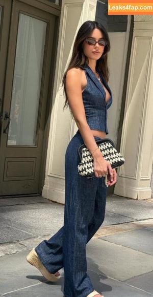 Ella Mendelsohn photo #1099