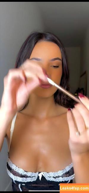 Ella Mendelsohn photo #1172