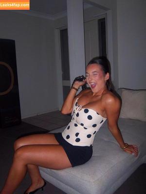 Ella Midgley photo #0092