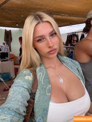 Ella Netzer photo #0134