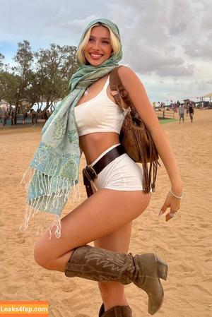 Ella Netzer photo #0138