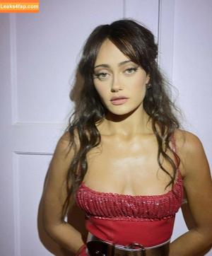 Ella Purnell photo #0050