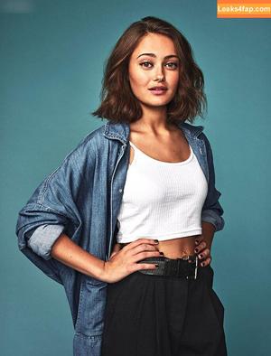 Ella Purnell photo #0245