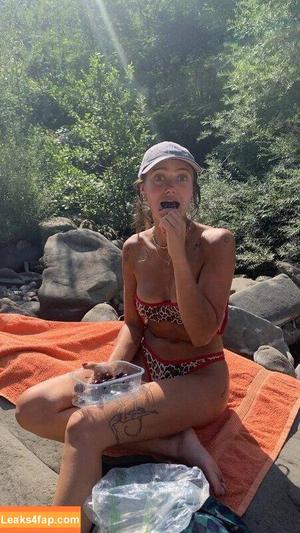 Ella Purnell photo #0903